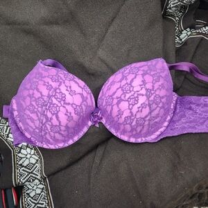 Victoria’s Secret Sexy Tee Push Up Bra Size 38C